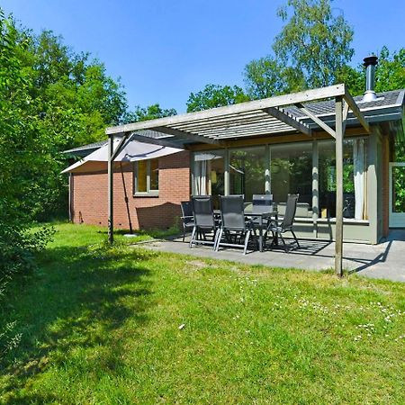 Luxury 4-Person Bungalow In The Holiday Park Landal Twenhaarsveld Хльтен Экстерьер фото