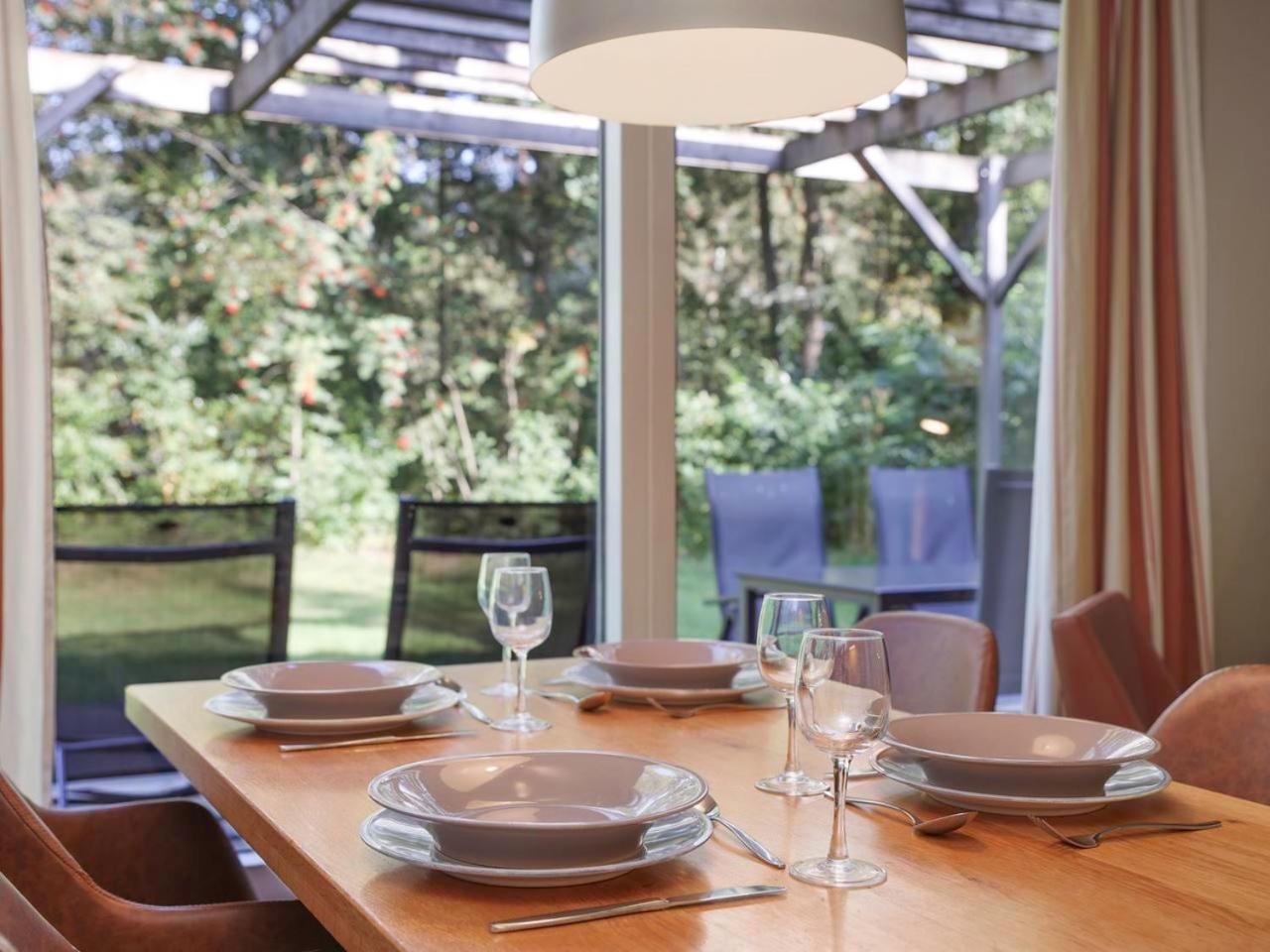Luxury 4-Person Bungalow In The Holiday Park Landal Twenhaarsveld Хльтен Номер фото