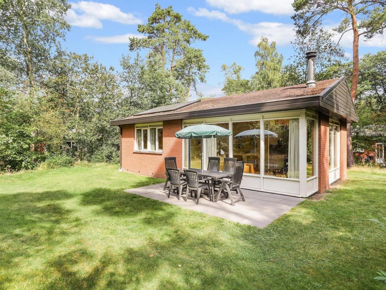 Luxury 4-Person Bungalow In The Holiday Park Landal Twenhaarsveld Хльтен Номер фото