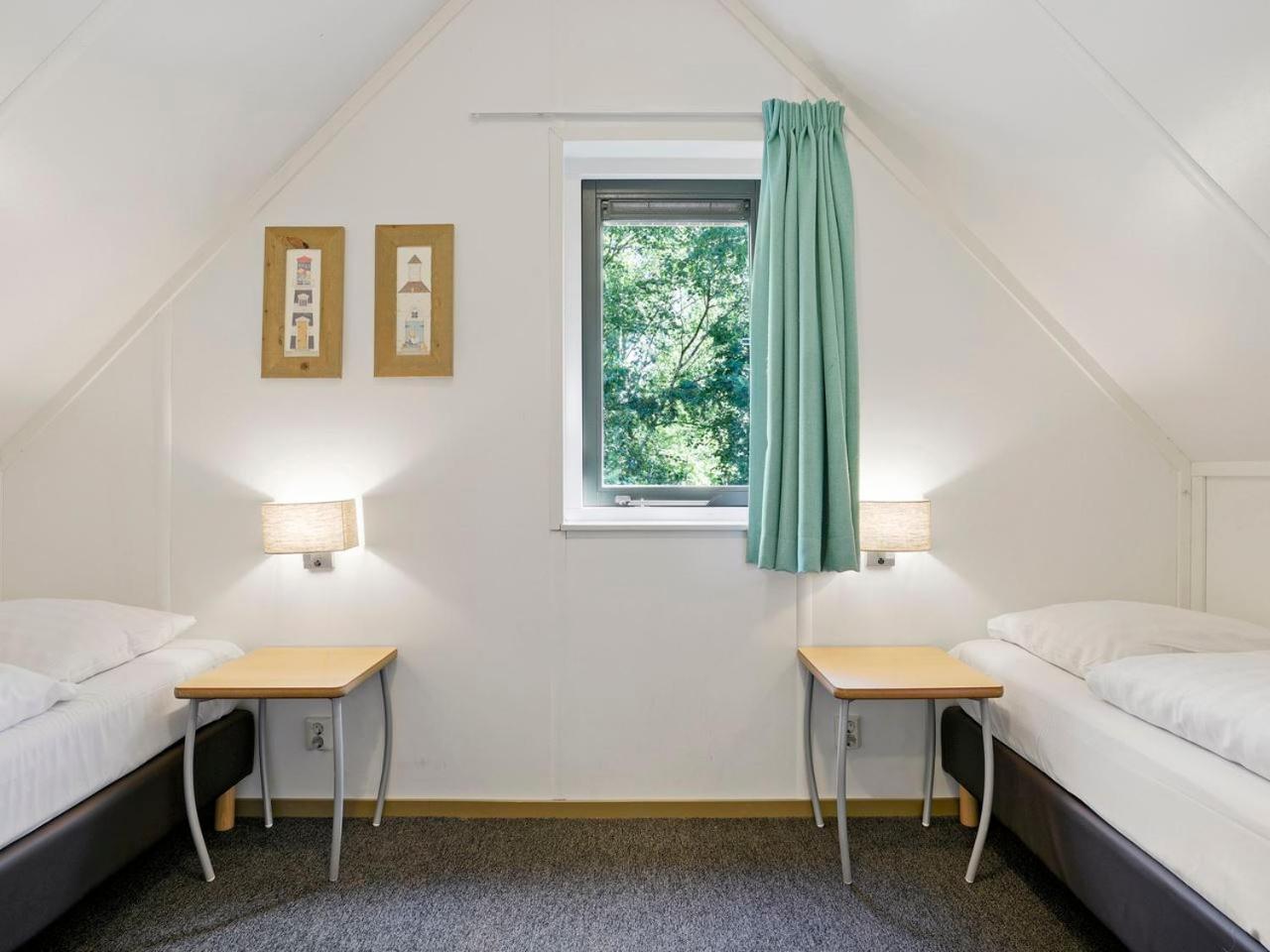 Luxury 4-Person Bungalow In The Holiday Park Landal Twenhaarsveld Хльтен Номер фото